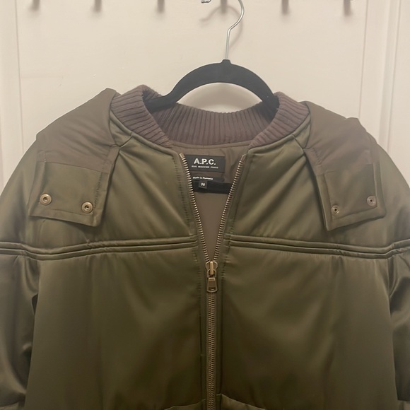 APC Dark Green Puffer - Picture 2 of 4